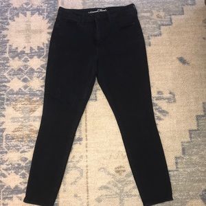 Universal Thread black jeans size 10/30R